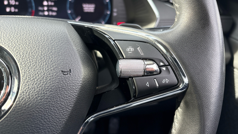 Skoda Octavia 1.4 TSI iV SE Technology DSG 5dr Estate